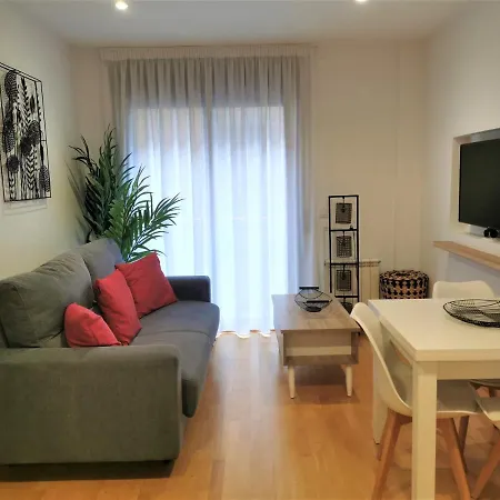 Modern A Centre, Parking Gratis Girona